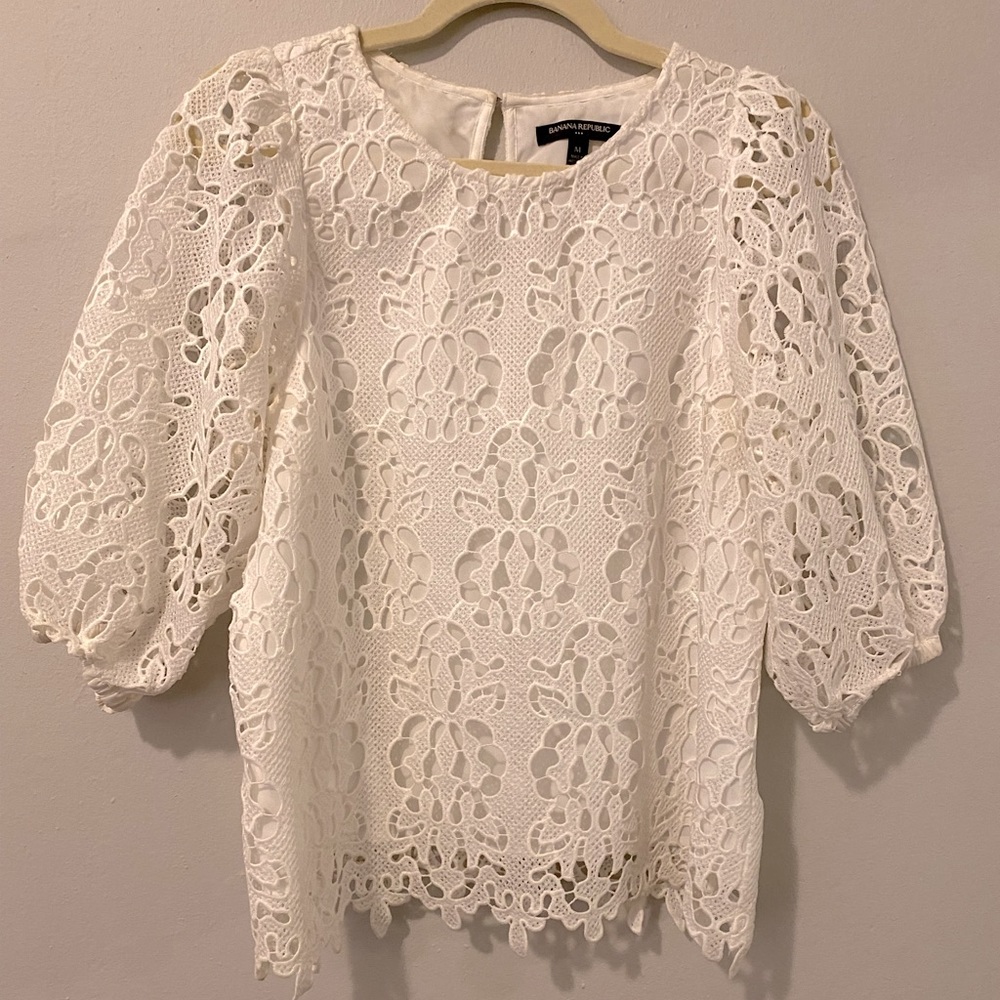Banana Republic White Lace Top